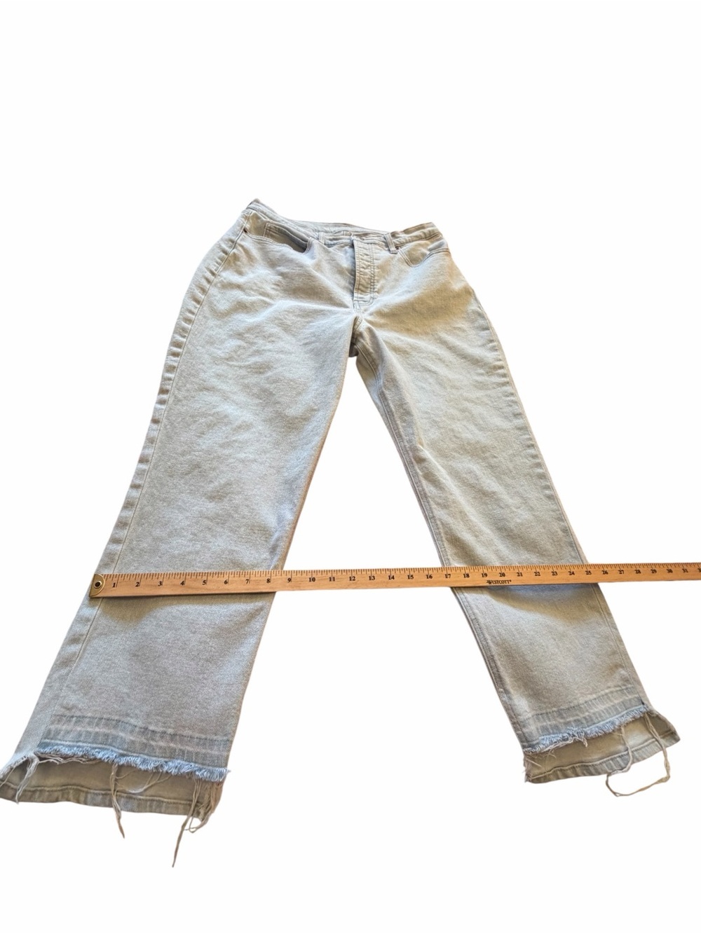 Old Navy Distressed Light Wash/Button Fly/High Waisted-Size 16 - Picture 7 of 10